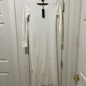 Elegant White Long SleeveBack Out Sweater Dress